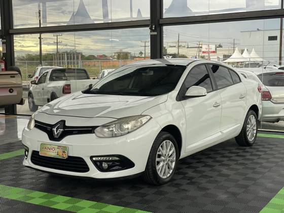 RENAULT FLUENCE 2.0 DYNAMIQUE 16V FLEX 4P AUTOMÁTICO RENAULT FLUENCE 2.0 DYNAMIQUE 16V FLEX 4P AUTOMÁTICO